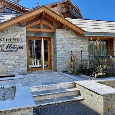 Appartement De Charme Dans Residence Avec Piscine La Joue Du Loup Le Devoluy Exterior photo